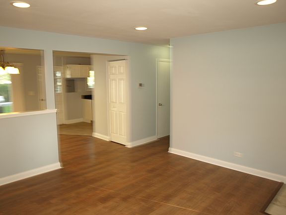 2nd image of 63 N Fairlawn Ave