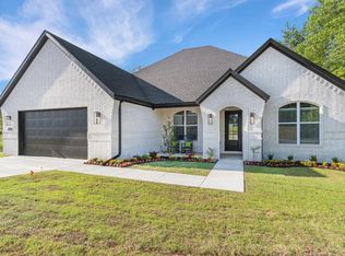 2849 N Chapel Dr, Fayetteville, AR 72704