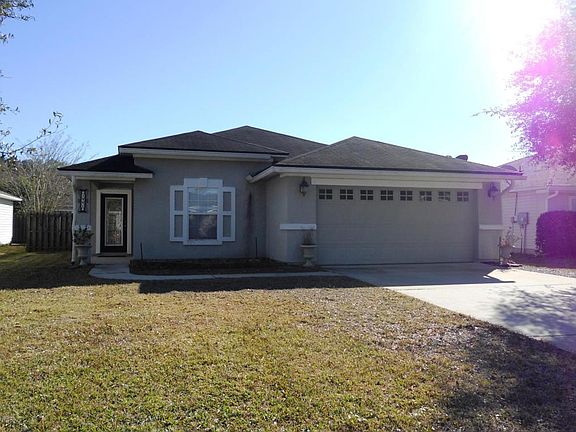 3rd image of 1441 Heather Ct