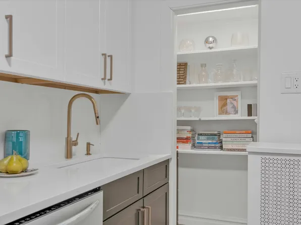 107 Kensington Avenue image 11 of 32