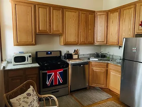 2214 N Kenmore Ave #2 Photo 1