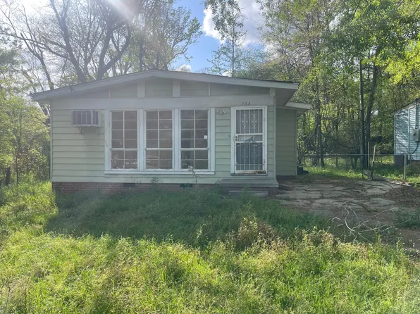 723 Glenmont Dr, Jackson, MS 39209