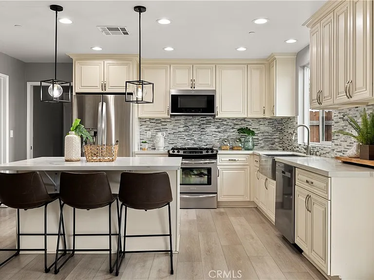8213 Quartz Ave — Photo 8