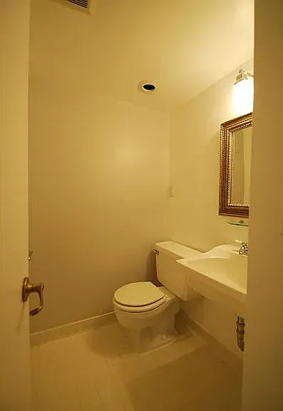625 Copeland St #204 — Photo 10