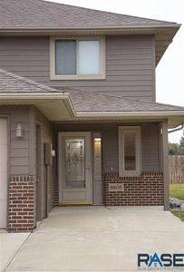 8608 W Grinn Pl, Sioux Falls, SD, 57106