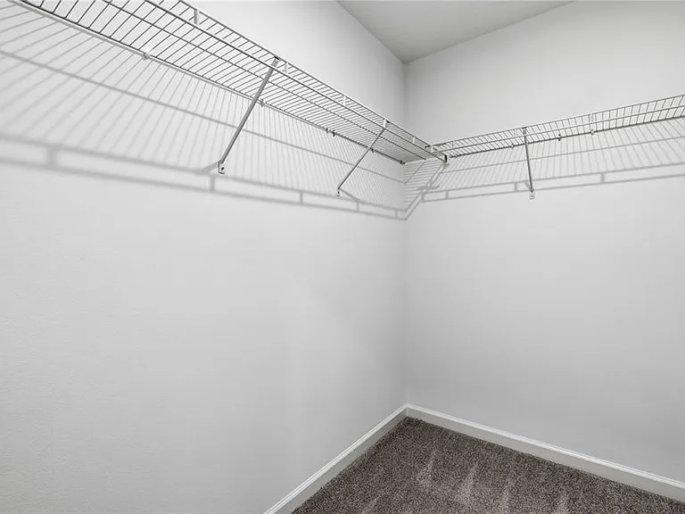 1124 Lakeshore Breeze Pl — Photo 23