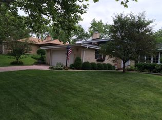 5931 Brookbank Rd, Downers Grove, IL 60516