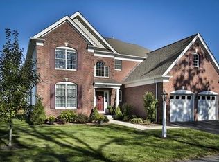 21 Fairways Ln, Methuen, MA 01844