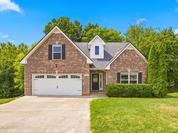 2244 Fairfax Dr, Clarksville, TN 37043