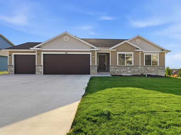 437 N 800 E, Hyde Park, UT 84318