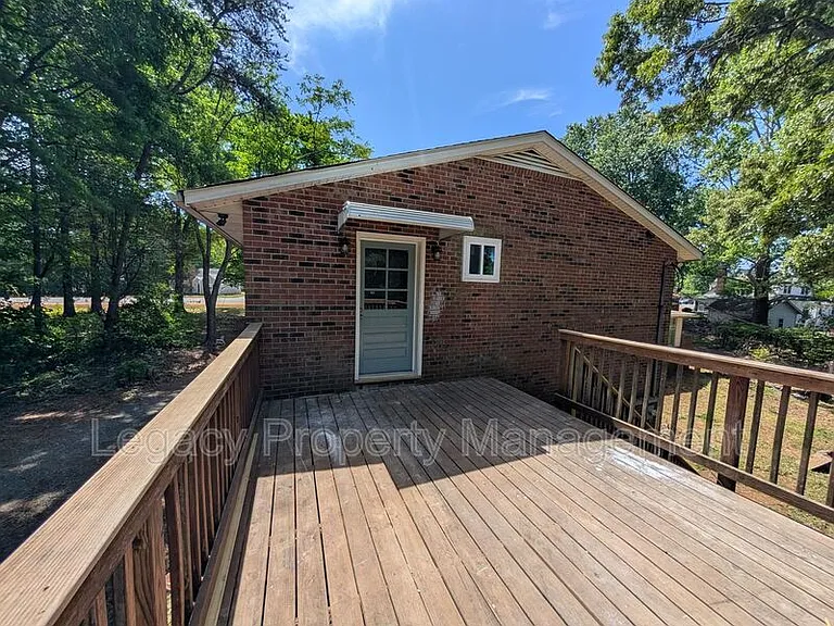 4421 Kernersville Rd — Photo 12