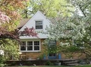 6150 Strauss Rd, Lockport, NY 14094