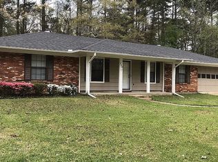 145 Summit Ridge Dr, Brandon, MS 39042