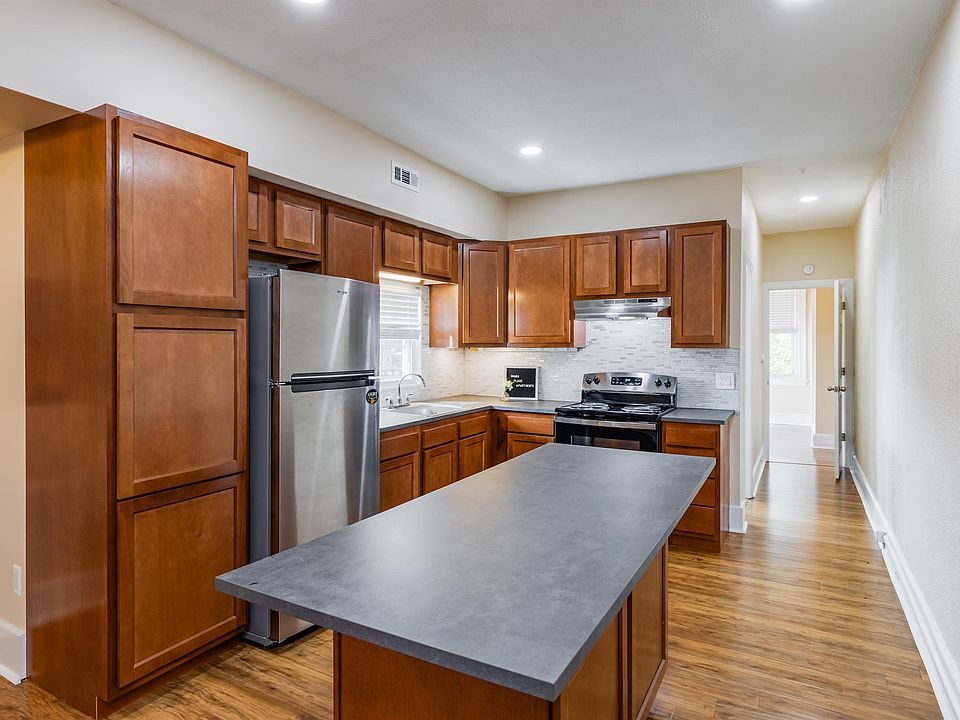 1st image of 3625 Liberty Ave #2