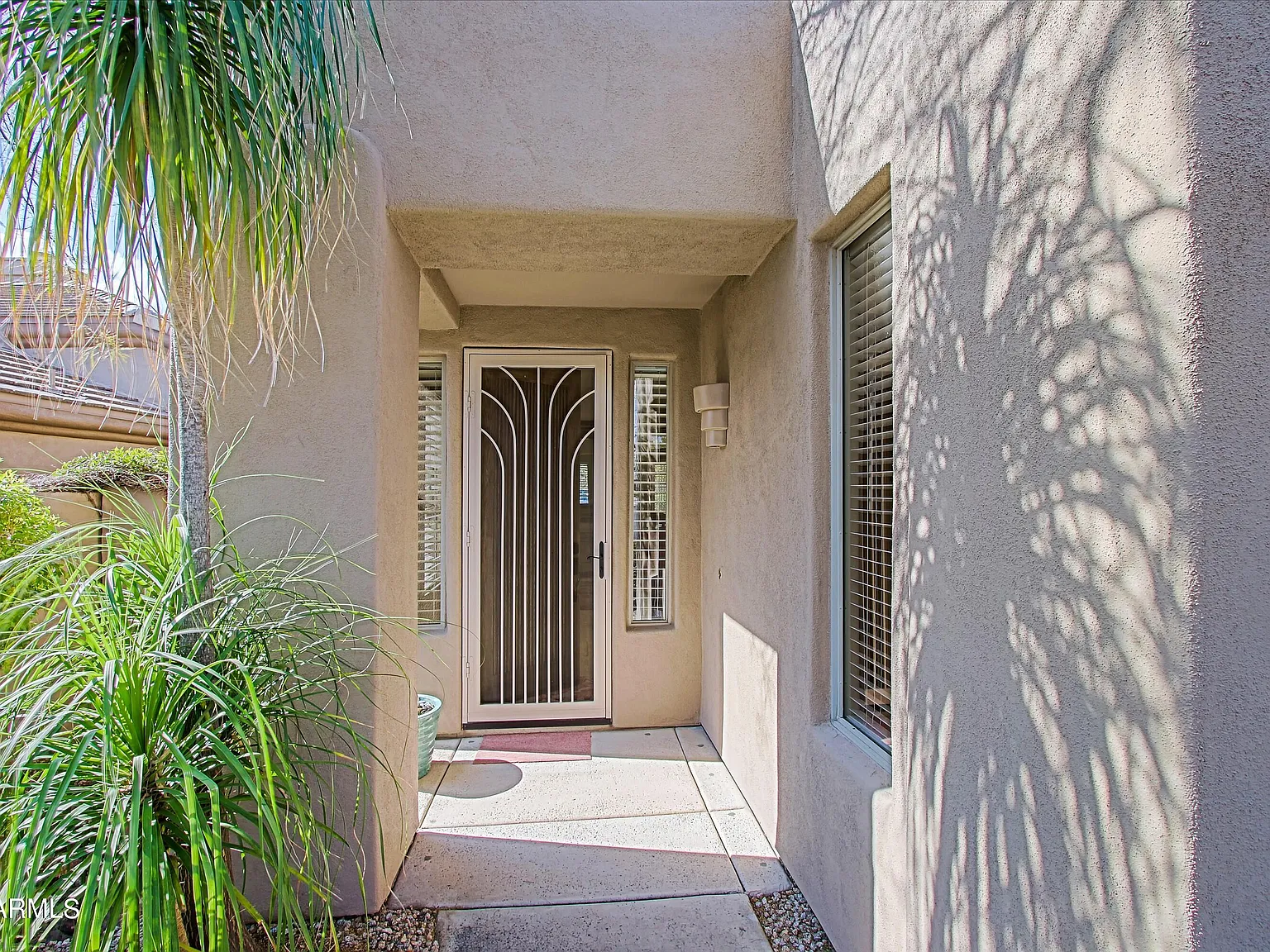 2 bed, 2.0 bath, 1974 sqft, $3,000 — Photo 3