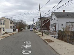 16 Clinton St, Lynn, MA 01902