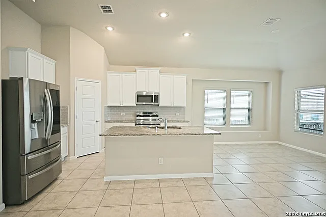 1149 Amber Lk — Photo 4