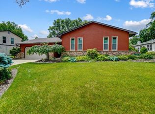 633 Olde North Church Rd, Westerville, OH 43081