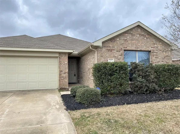247 Pine Crest Dr, Justin, TX 76247