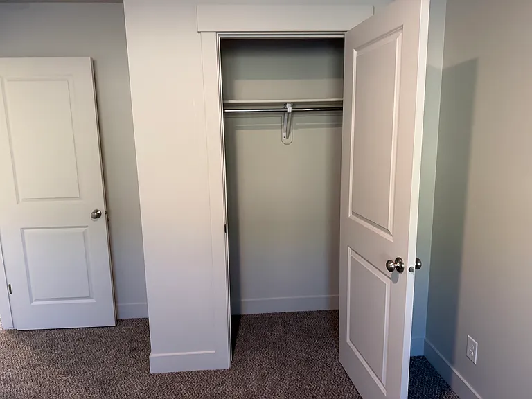 4013 S Woodland Ave — Photo 42