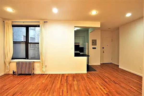 Rented by Metropolitan Property Group | media 28