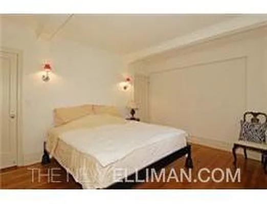 Rented by Douglas Elliman | media 29