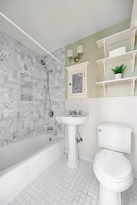 Sold by Corcoran | media 22