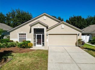 2236 Merry Rd, Tavares, FL 32778