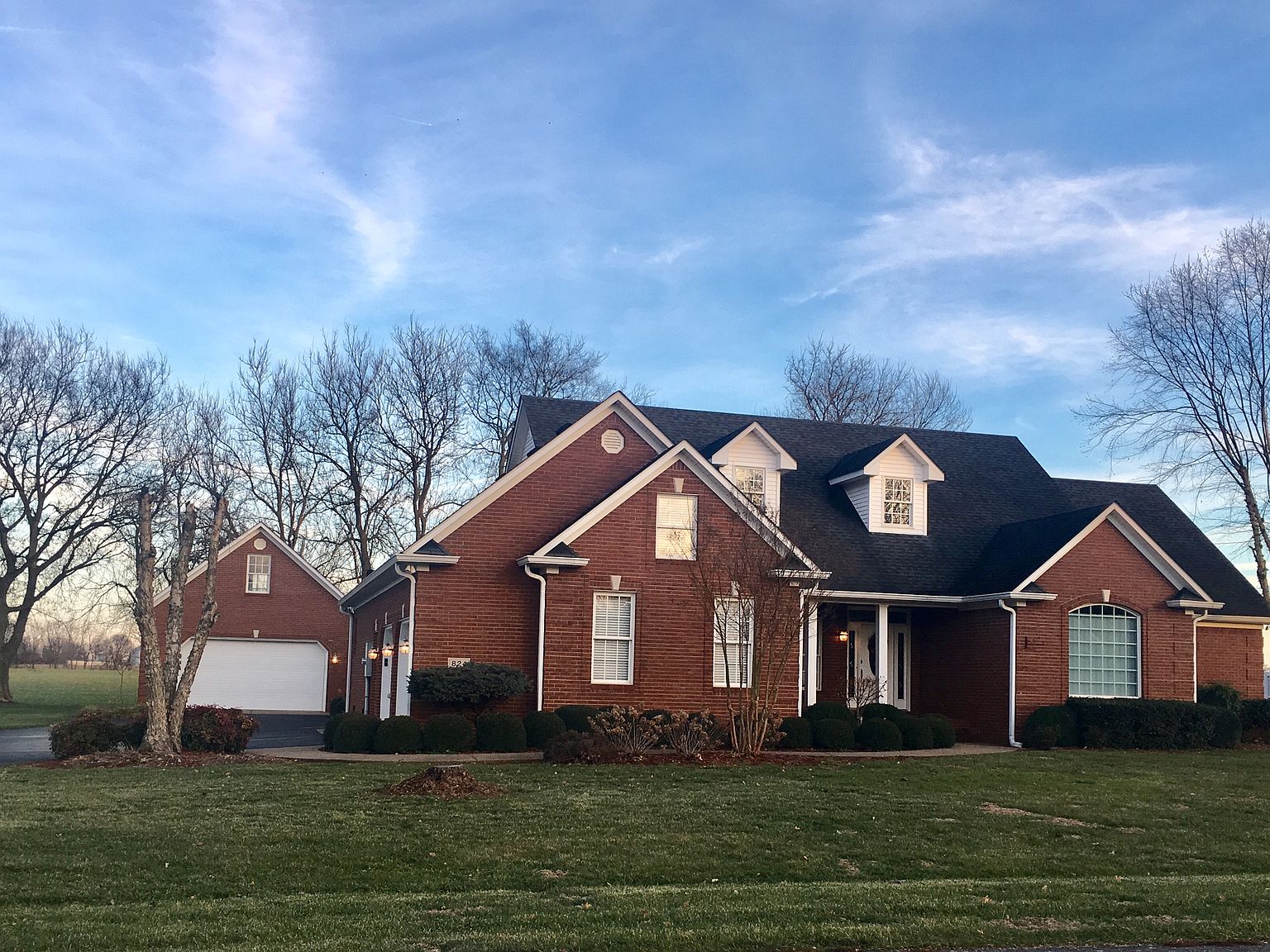 824 College St, Smiths Grove, KY 42171 Zillow