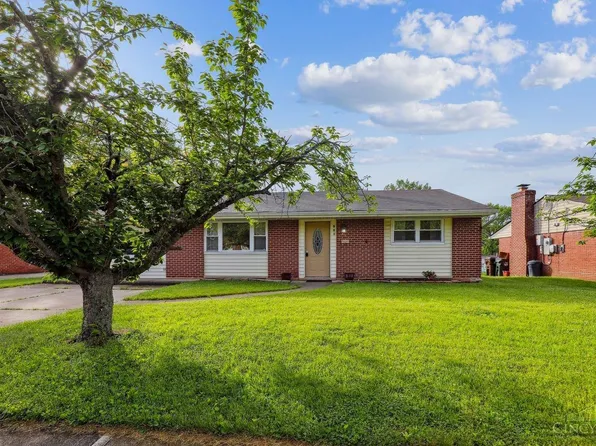 982 Seminole Trl, Milford, OH 45150