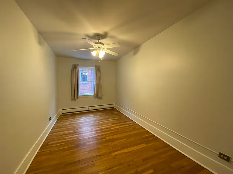 1275 N Clarkson St — Photo 21
