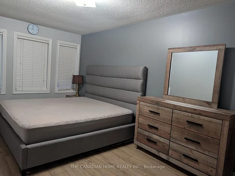 2270 Britannia Rd W #11 — Photo 7