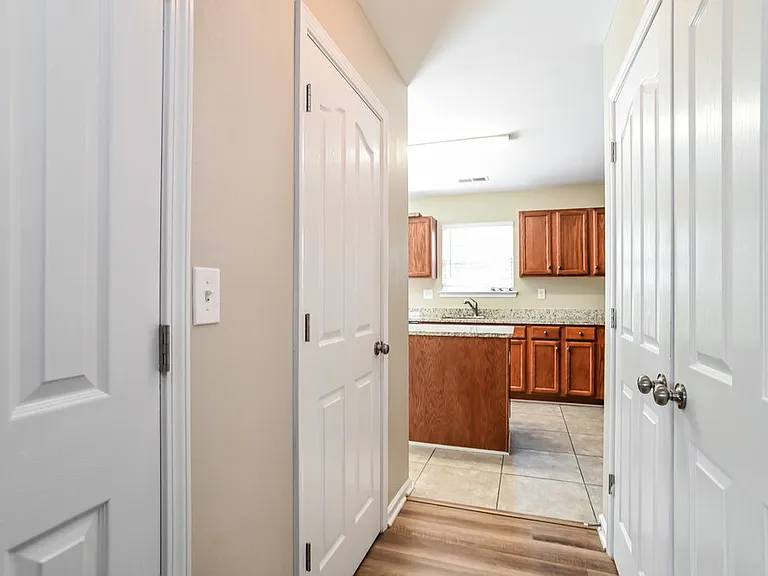 311 Hunslet Cir — Photo 11