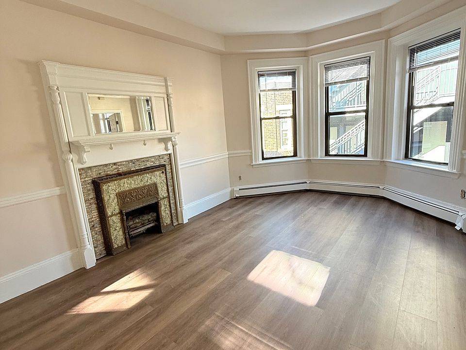 1st image of 71 Westland Ave APT 403