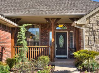 5005 Cypress Lake Dr, Norman, OK 73072