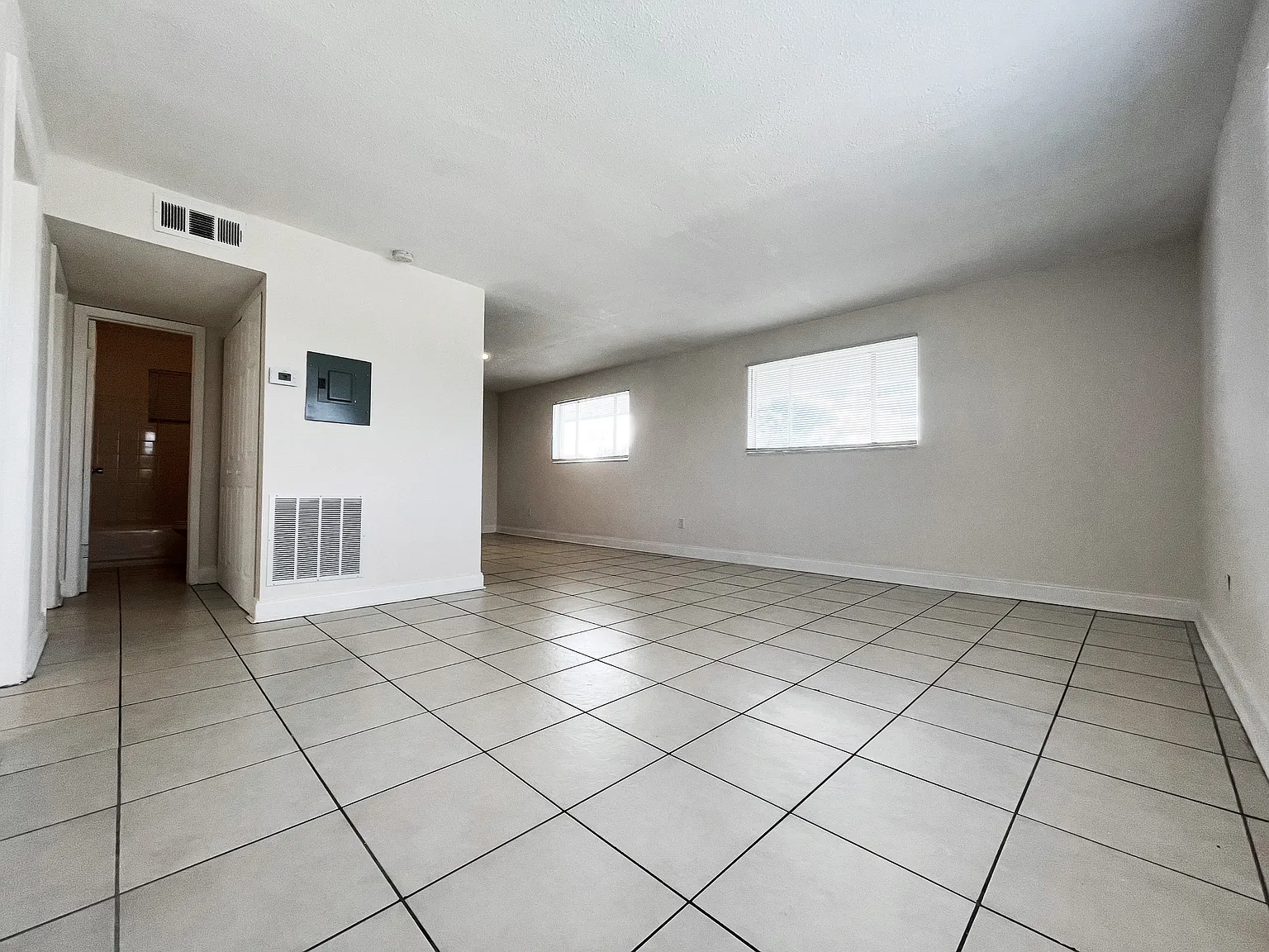 1610 North 25th Street — Photo 3