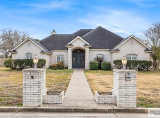 8309 Lago Dr, Harlingen, TX 78552