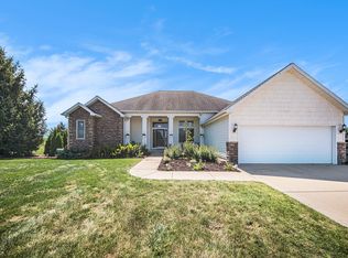 10057 Pheasant Crossing Rd, Jackson, MI 49201