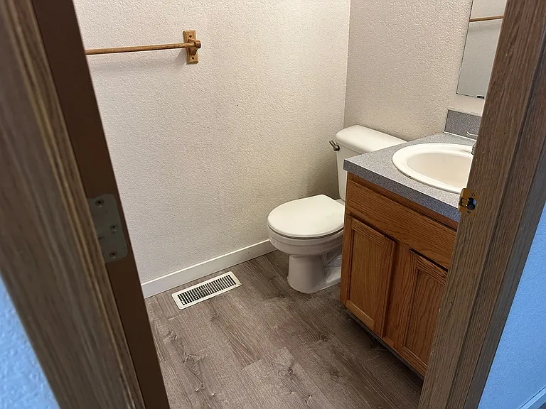 15345 Berry Valley Dr SE — Photo 8