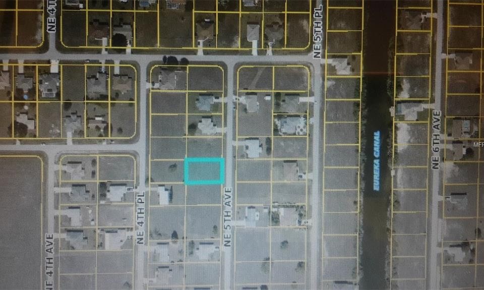 2nd image of 2204 NE 5th Ave