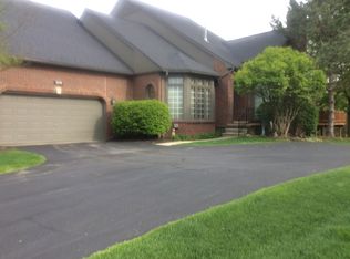 2028 Barberry Dr, Shelby Township, MI 48316