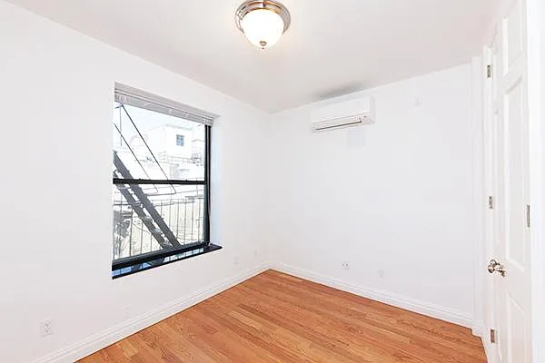 Rented by Keller Williams NYC | media 22