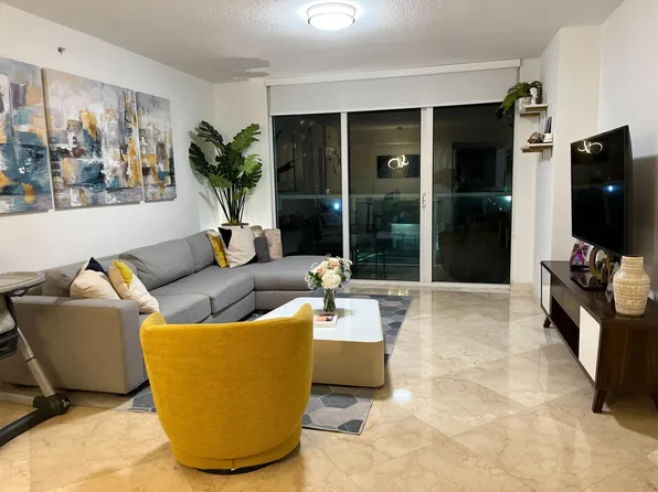 31 SE 5th St, Miami, FL