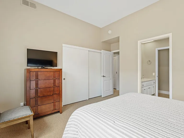 20 Pebble Beach Dr — Photo 21