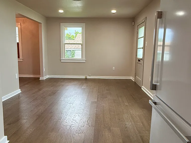 820 Thirba St — Photo 4