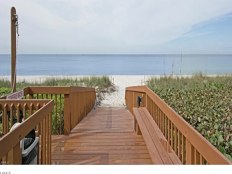 10475 Gulf Shore Dr #114 — Photo 28
