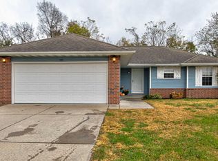 586 N Texas Ave, Republic, MO 65738