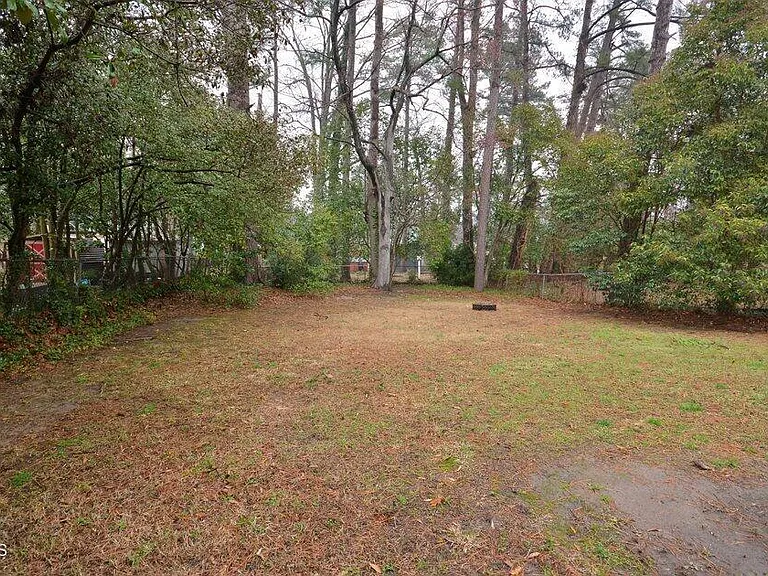 2602 Vineyard St #A — Photo 3