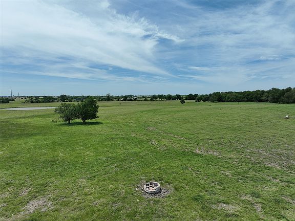 5th image of 2 County Road 4830