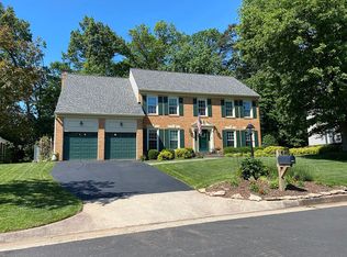 20303 Mustoe Pl, Ashburn, VA 20147